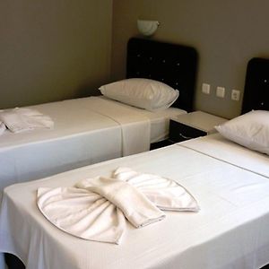 Zimmer mit Queensize-Bett